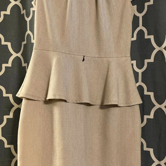 Macy's Dress - Picture 2 of 2